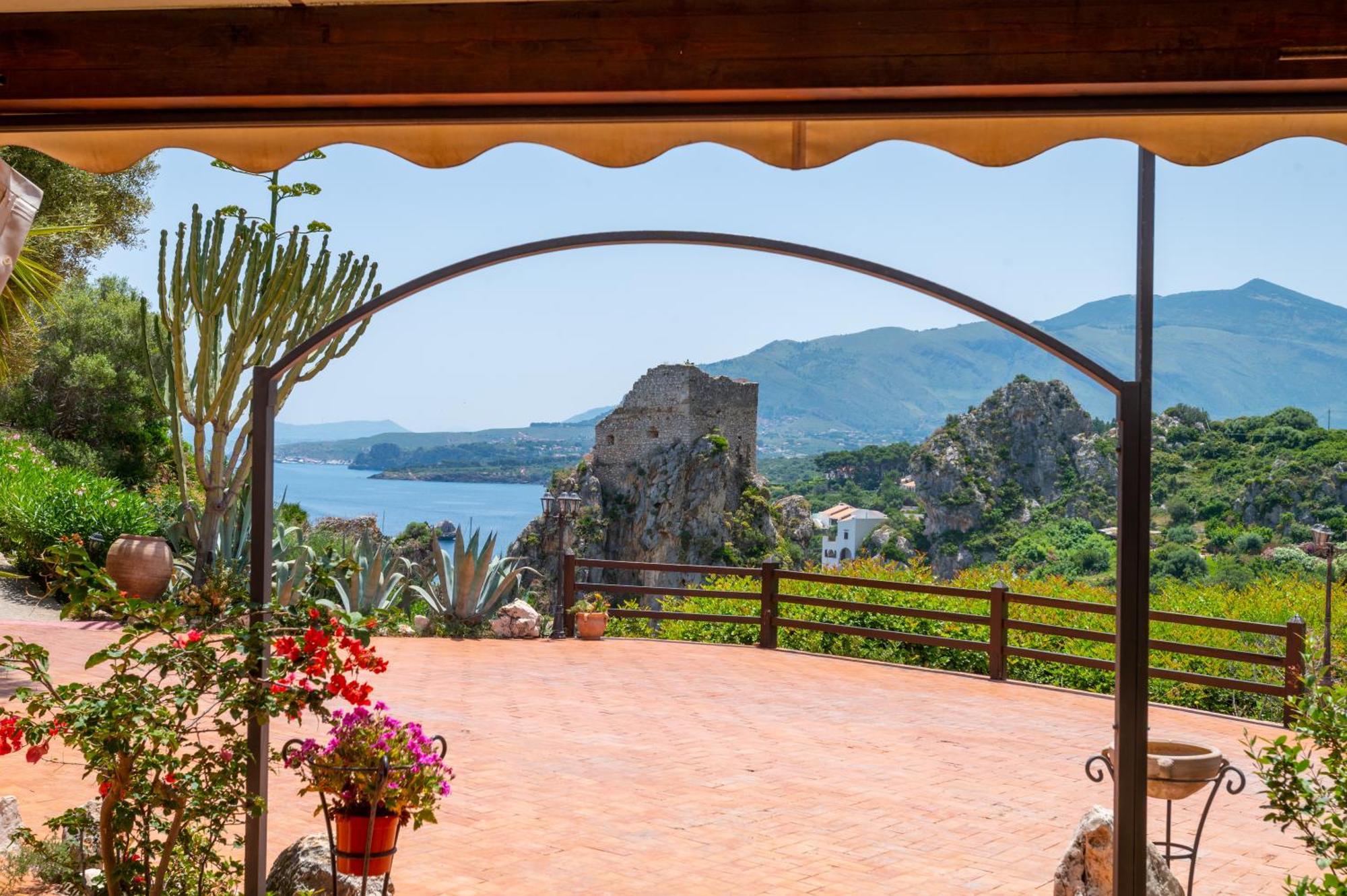 Torre Di Scopello Apartment Scopello  Exterior photo